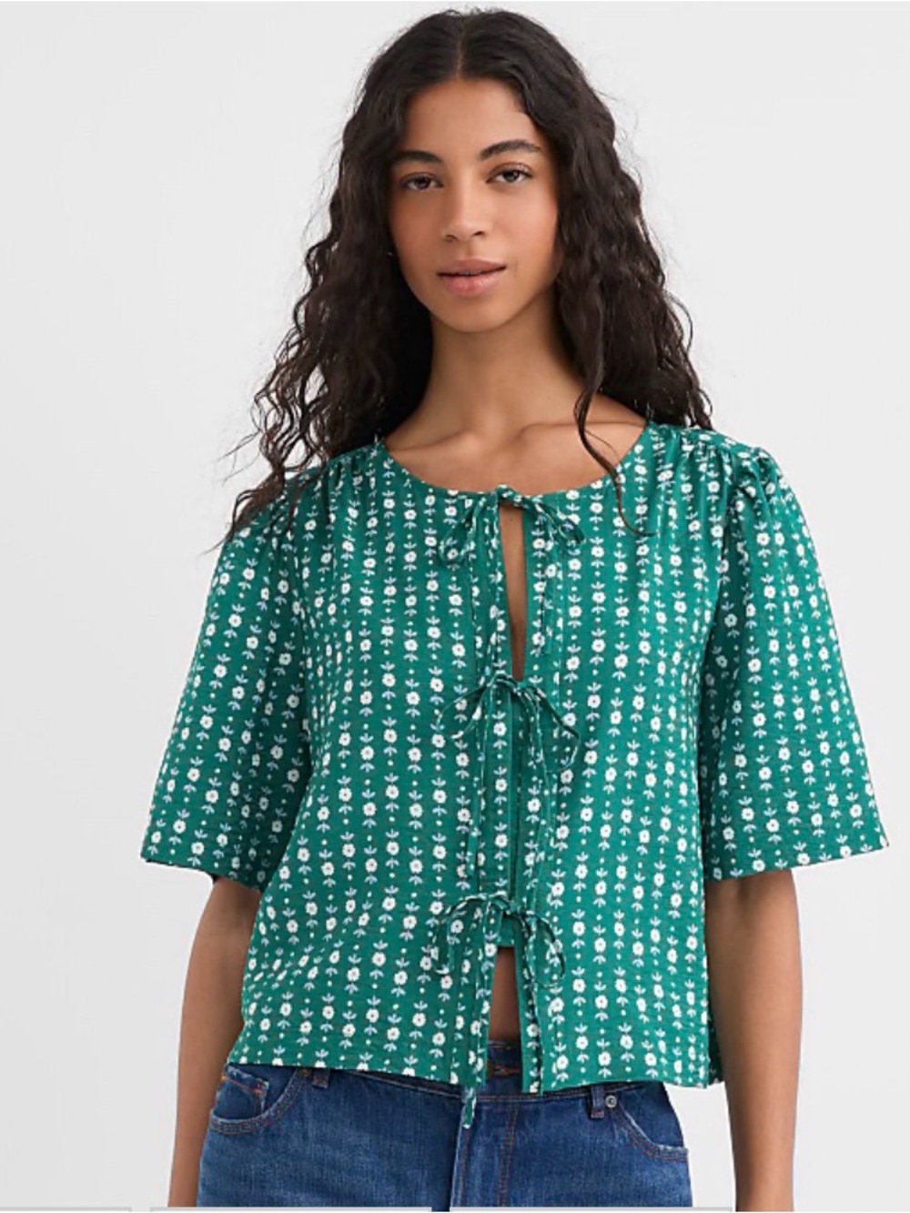 Women's Green Floral Tie-Front Blouse